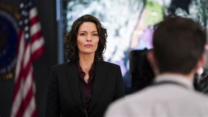 Alana de la Garza: The Remarkable Journey of a Talented Actress