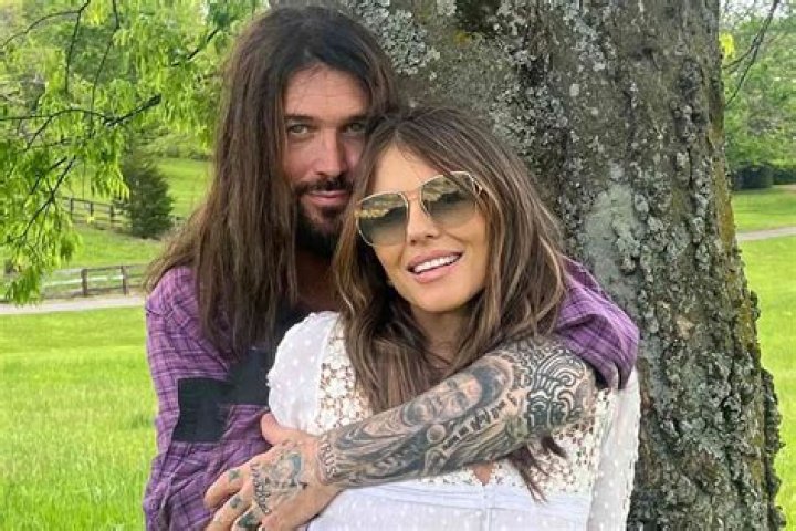 Billy Ray Cyrus: Music, Life & Career - Latest News & Updates