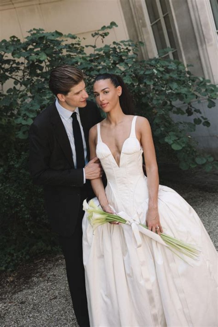 Celebrating Love: The Enchanting Rosie Huntington-Whiteley Wedding