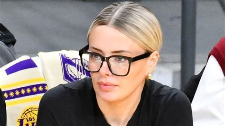 Corinna Kopf Nudes Leaked: A Comprehensive Analysis and The Importance of Privacy
