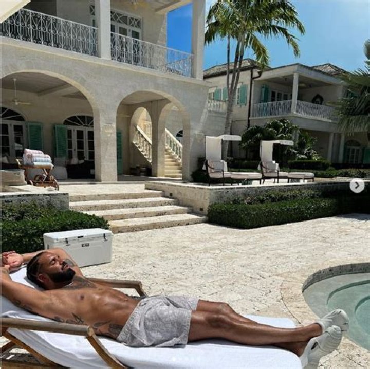 Drake House: Exclusive Photos & Details