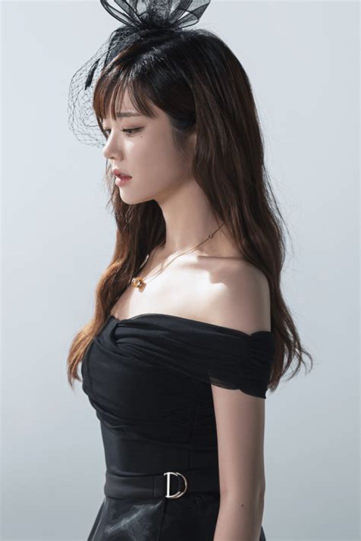 Exploring the Charismatic Journey of Lee Yoo Bi: From Rising Star to Beloved Actress