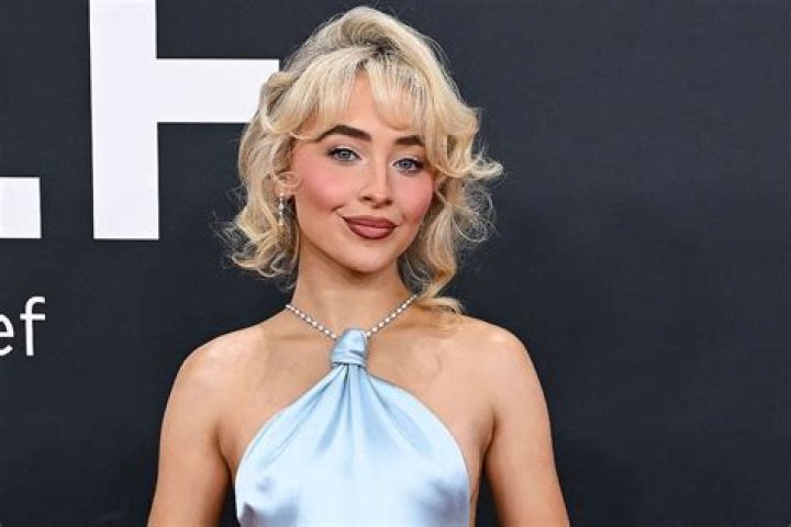 How Much Does Sabrina Carpenter Weigh: A Comprehensive Look at Her Life and Career