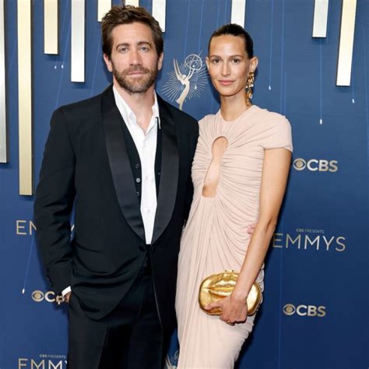 Jake Gyllenhaal Height in Feet: How Tall is He?