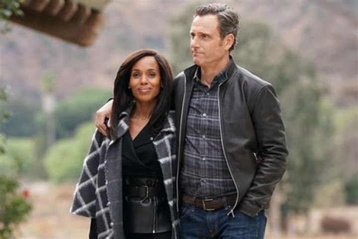 Kerry Washington and the Enigmatic Presence of Her Husband: A Photographic Journey