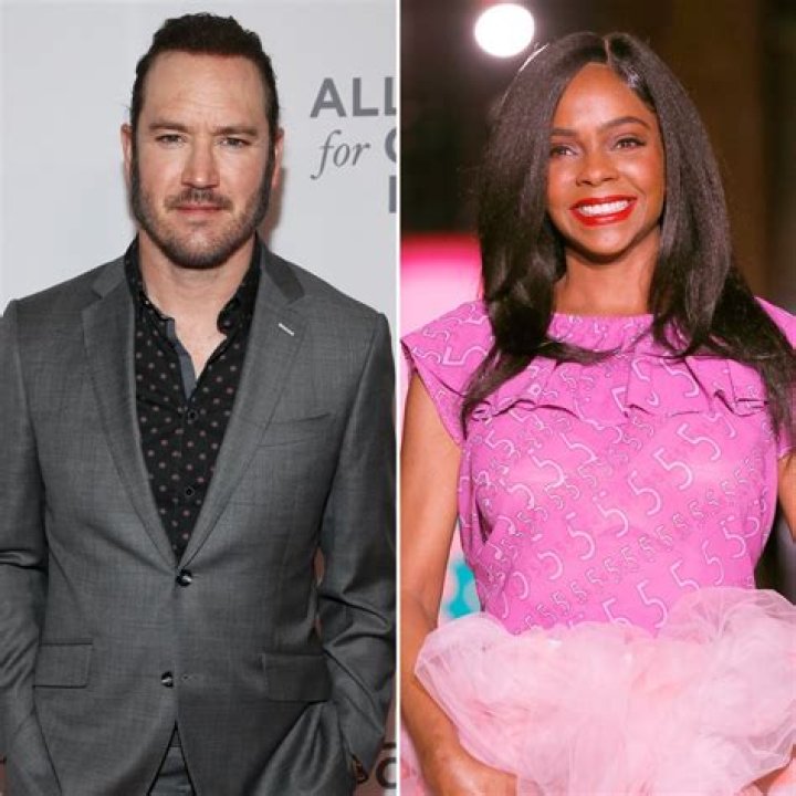 Mark-Paul Gosselaar's Parents: Meet His Mom & Dad