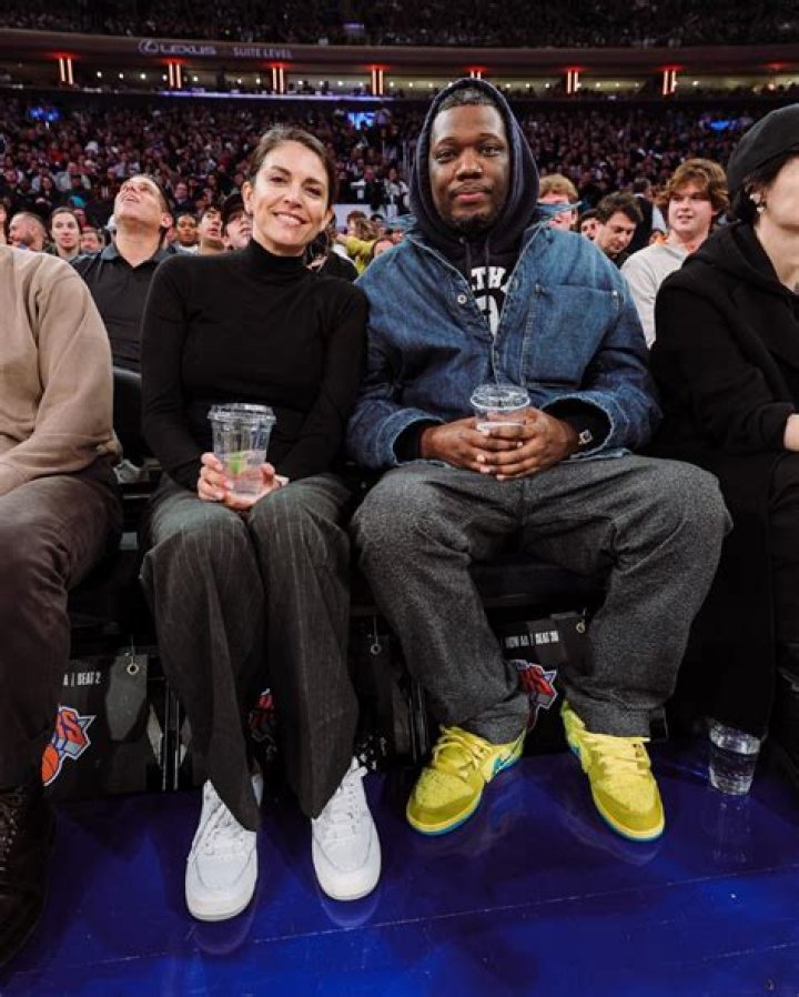 Michael Che Girlfriend: A Comprehensive Look into His Romantic Life
