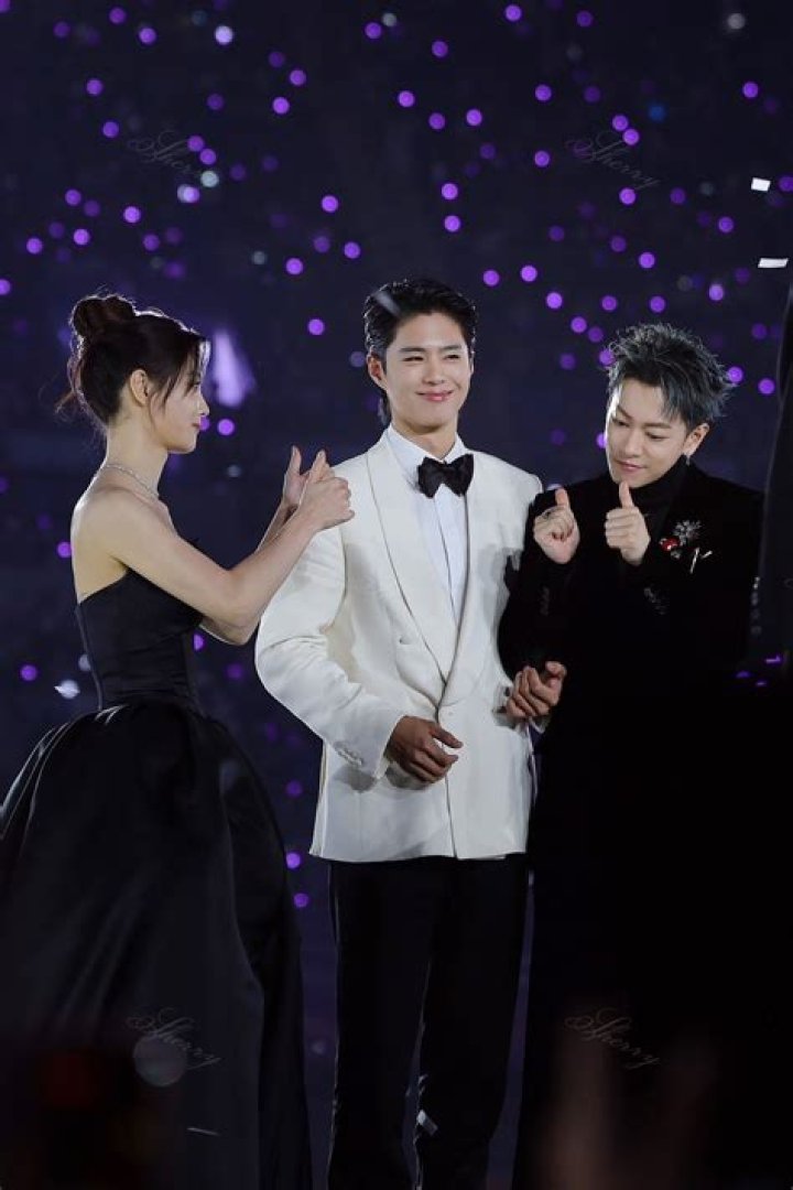 Park Bo Gum & Kim Yoo Jung: Relationship Rumors & Updates