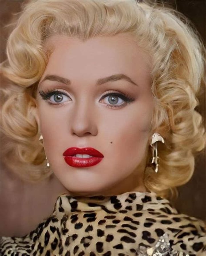 Sandra Smith: The Enigmatic Charm of Her Eye Color