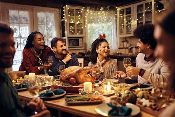 Thanksgiving with a Twist: The Best Modern Family Thanksgiving Episodes
