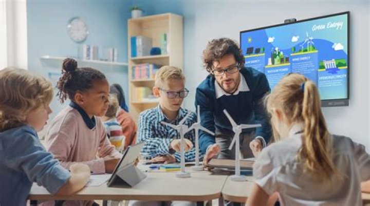 Unlocking the Secrets of a Smart School Boy 9: How to Excel Academically and Personally