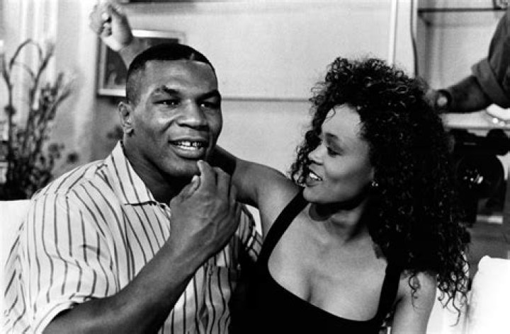Unraveling the Complex Relationship of Mike Tyson and Robin Givens