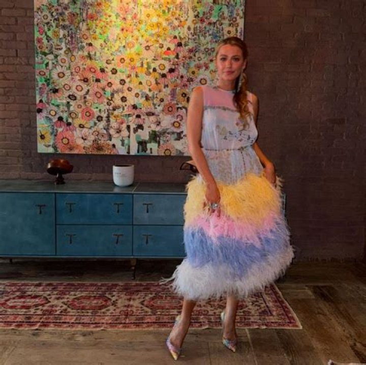 Unraveling the Mystery: How Tall is Blake Lively?