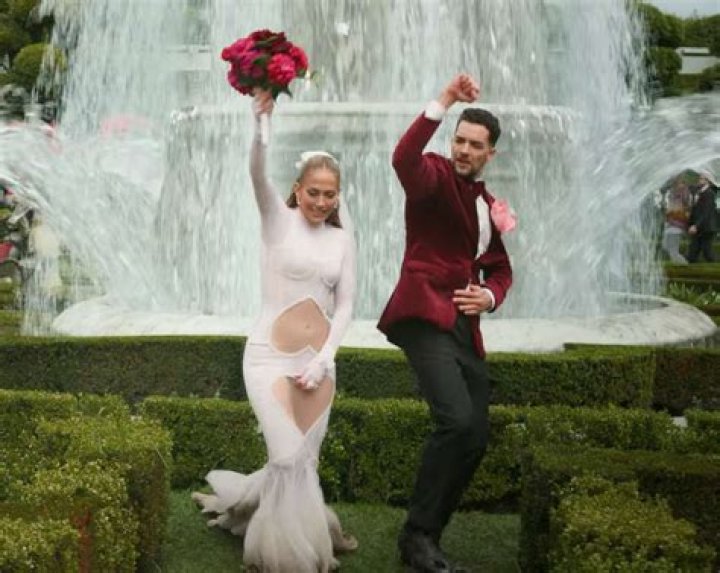 Unveiling the Allure: Jennifer Lopez - Can't Get Enough