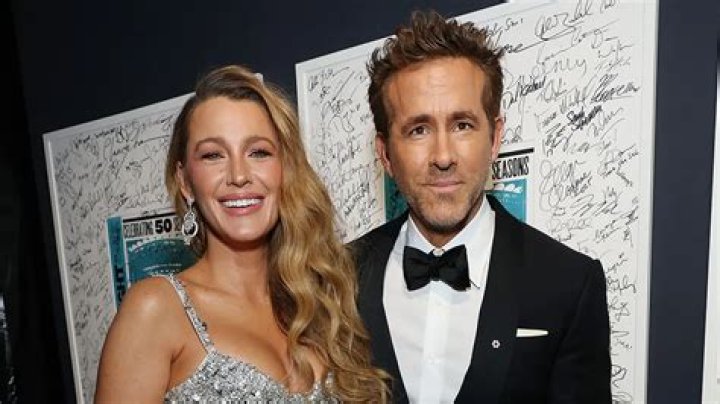 Unveiling the Charismatic Ryan Reynolds Height: A Closer Look